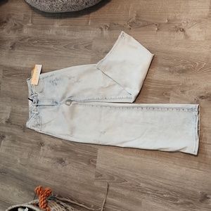 NWT Risen High Rise wide leg size 7/28